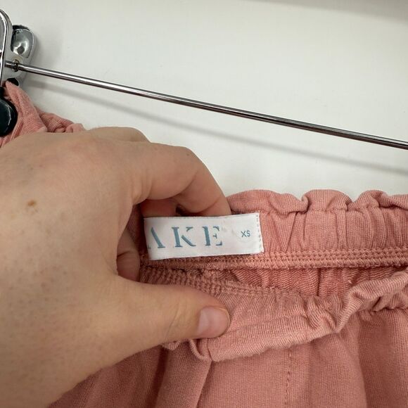 LAKE Pajama Set Shorts Long Sleeve Top Sleep Lounge Comfort Pink Womens Size XS - Picture 9 of 14